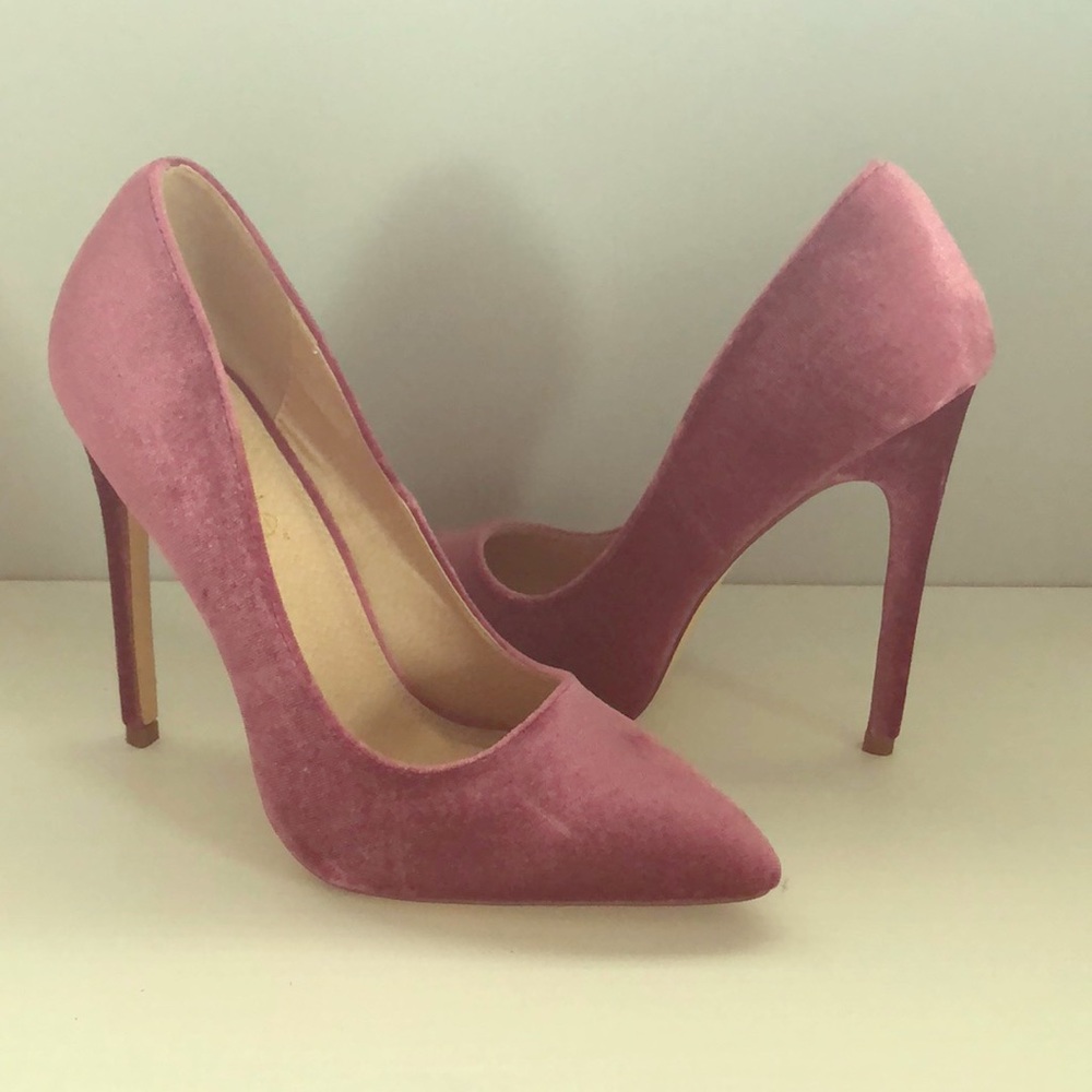 Dusty Rose / Mauve Velvet Heels